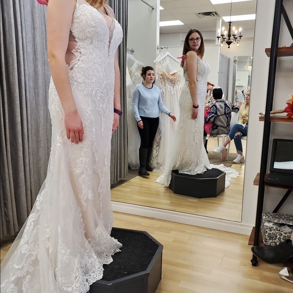 ✨NWT✨ Morilee Sofia Wedding Dress Style 2139 - Picture 6 of 8